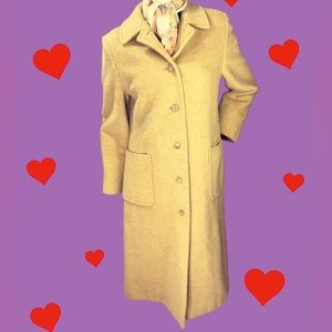 Vintage Pendleton virgin wool trench style coat in camel. Beautiful!!